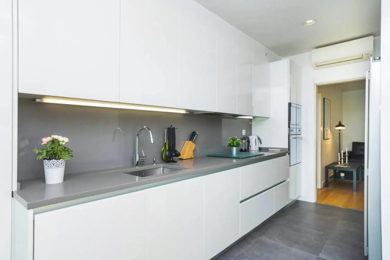 Guestready - Spacious Campolide Family Apt Fits 6 Lisboa
