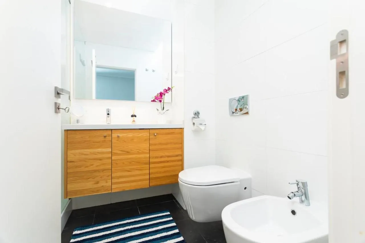 Guestready - Spacious Campolide Family Apt Fits 6 Lisbon 0*,  Portugal